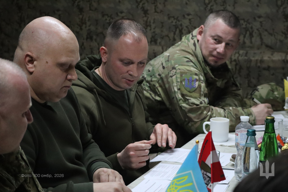 Зеленський вручив бойові нагороди воїнам легендарної 100-ї бригади