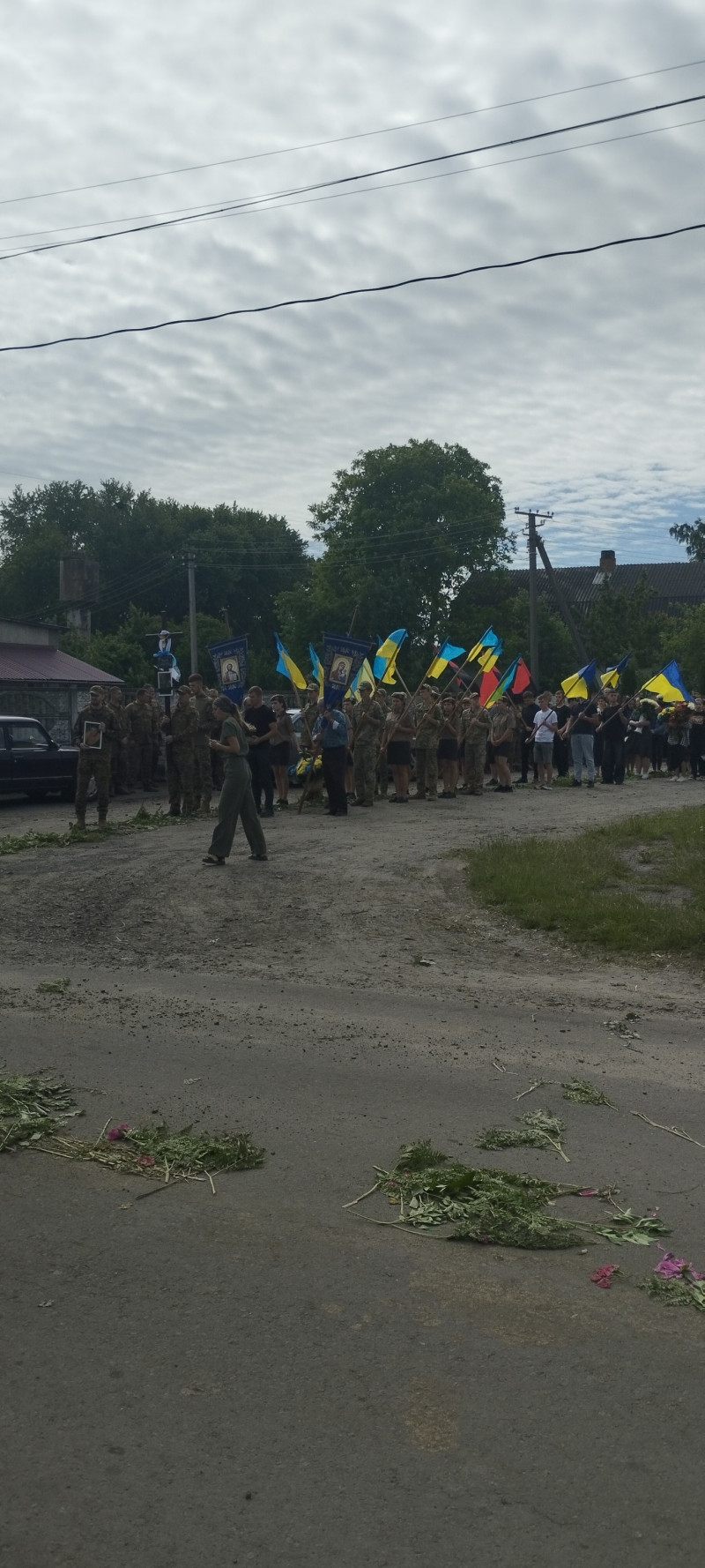 Не дожив до свого 22-річчя: на Волині поховали Героя Іллю Кропиву