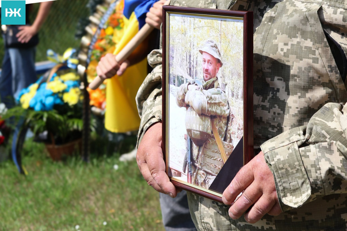 Загинув понад рік тому: на Волині поховали Героя Василя Душенка