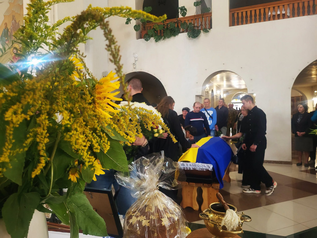 У травні мобілізували, а у серпні стало відомо про загибель: на Волині поховали захисника Романа Шафету