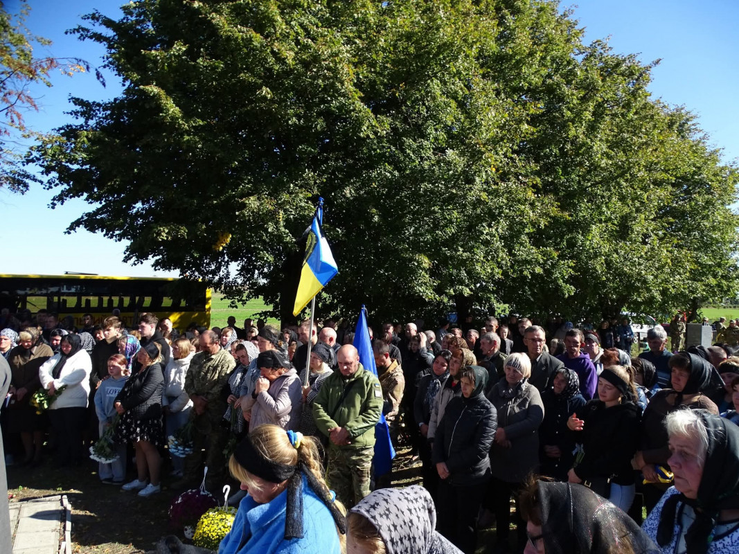 Війна забрала життя Героя: на Волині провели в останню путь Ігоря Бебеса