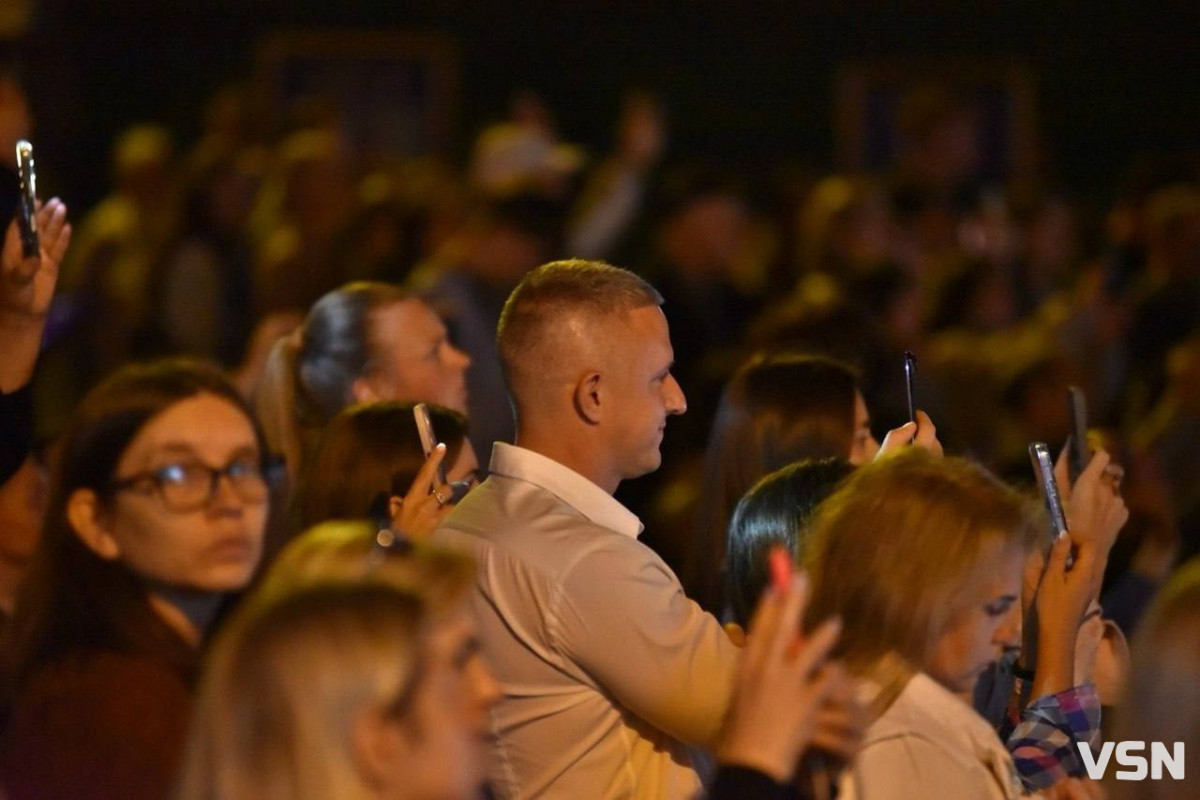 У центрі Луцька просто неба звучала «Музика крізь віки». Фоторепортаж