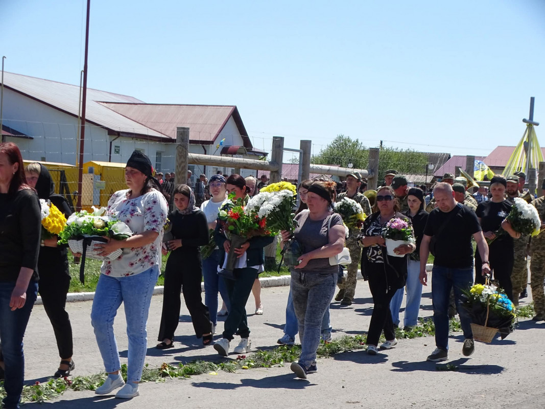 Загинув у Куп’янському районі внаслідок ворожого обстрілу: на Волині поховали Героя Олега Ковальчука