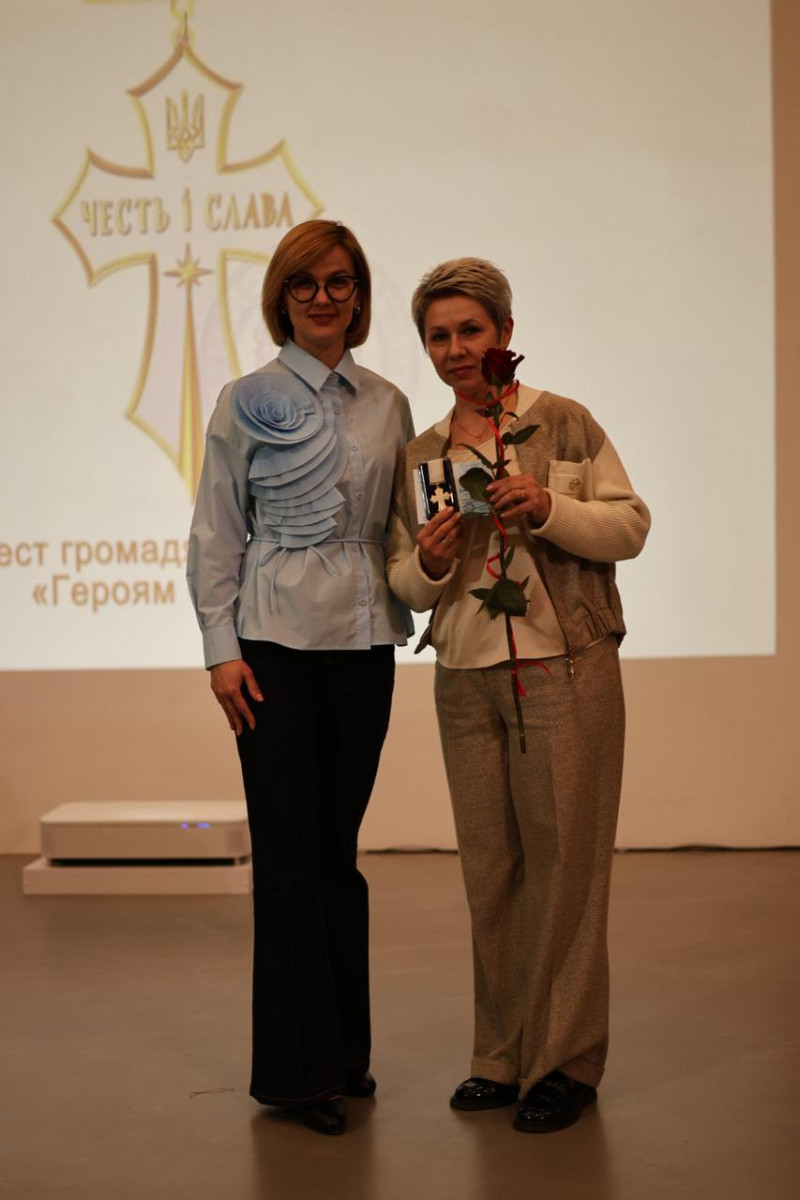 «Герої без зброї»: у Луцьку вручили почесні відзнаки людям, які щодня рятують і допомагають