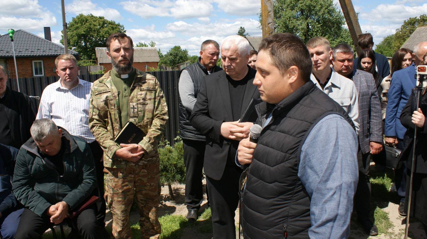 «Врятував побратима ціною власного життя»: на Волині попрощалися з 25-річним Героєм Андрієм Лавренчуком