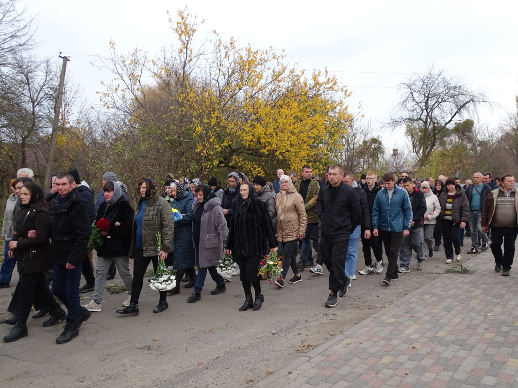 Загинув у бою у Покровському районі: на Волині провели в останню путь Героя Юрія Патія