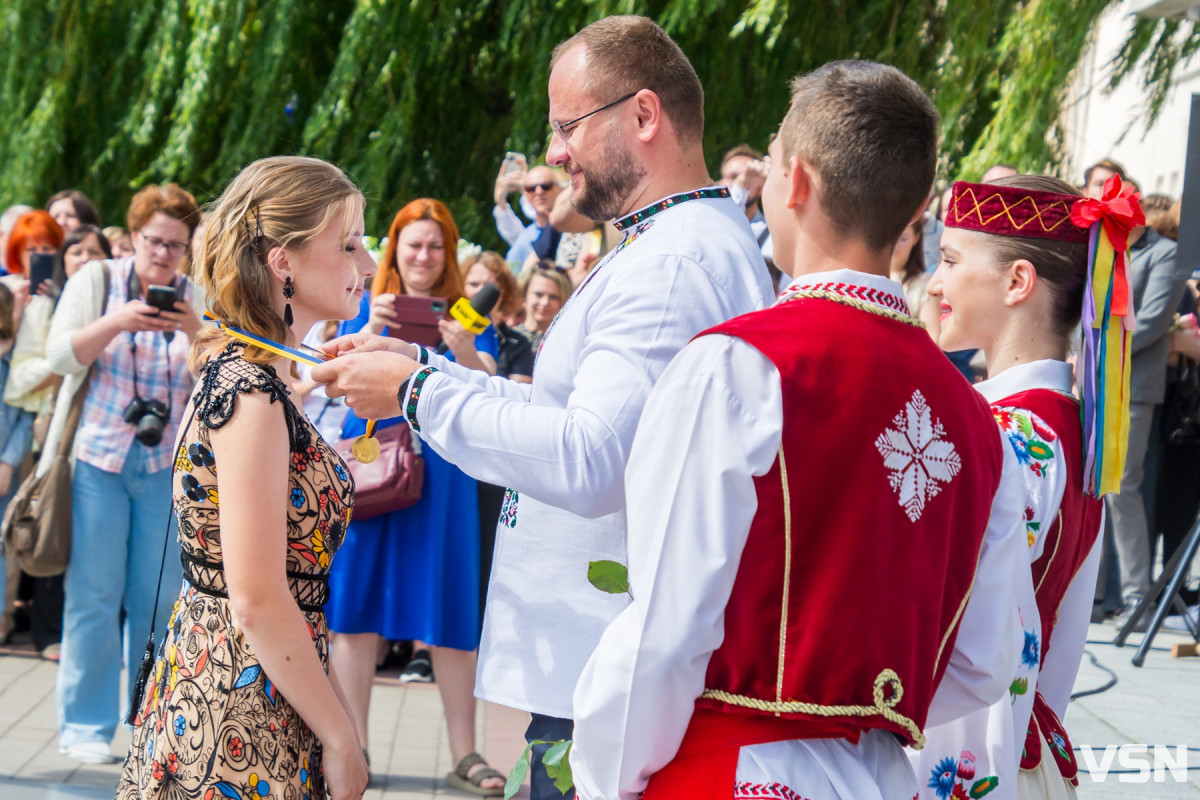 Як у Луцьку нагороджували медалістів. ФОТОРЕПОРТАЖ