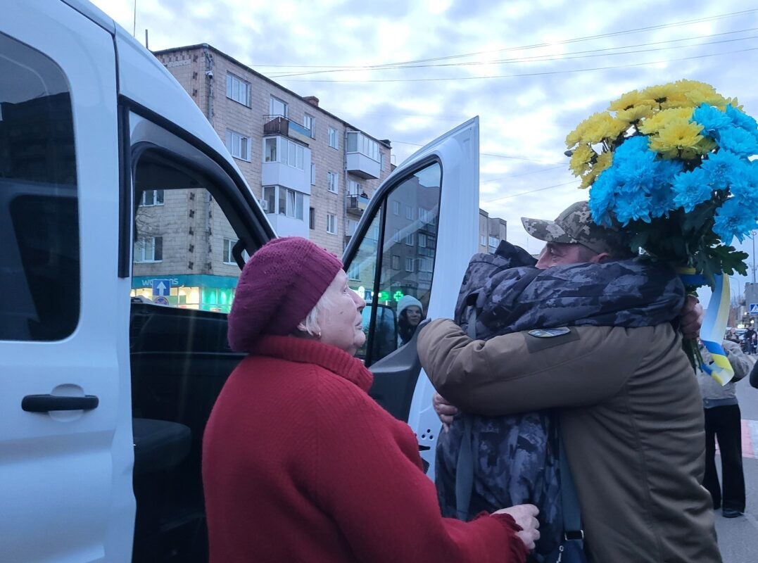 Волинь зустріла свого Героя: після трьох років полону додому повернувся Павло Подобед
