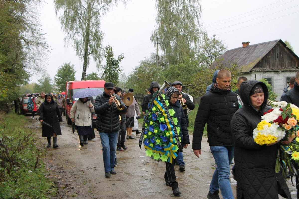 Загинув у полоні: волиняни провели до місця вічного спочинку воїна Ярослава Гарбара