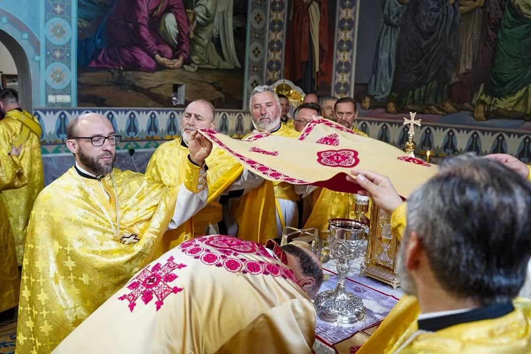 У місті на Волині відзначили 30-річчя Покровського собору: митрополит Михаїл очолив Літургію