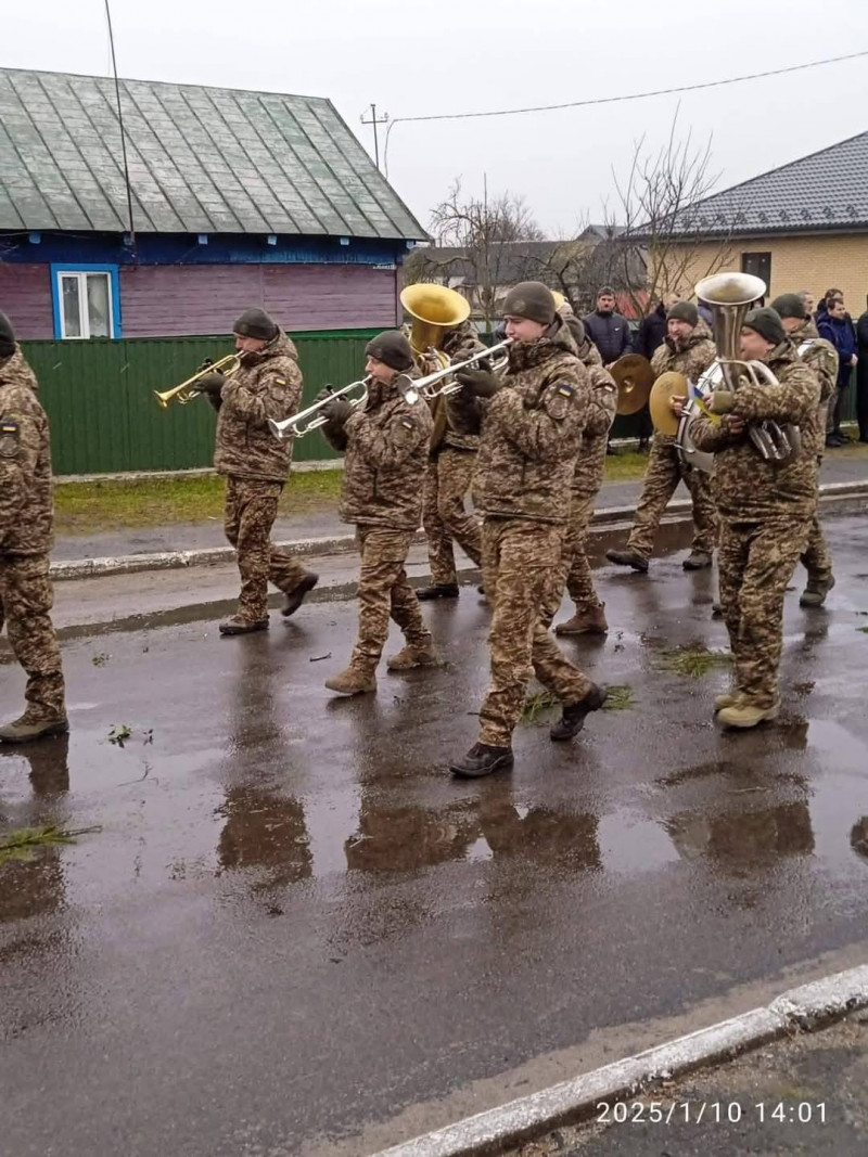 Навіки 27-річний: на Волині попрощались з молодим Героєм Павлом Копильцем