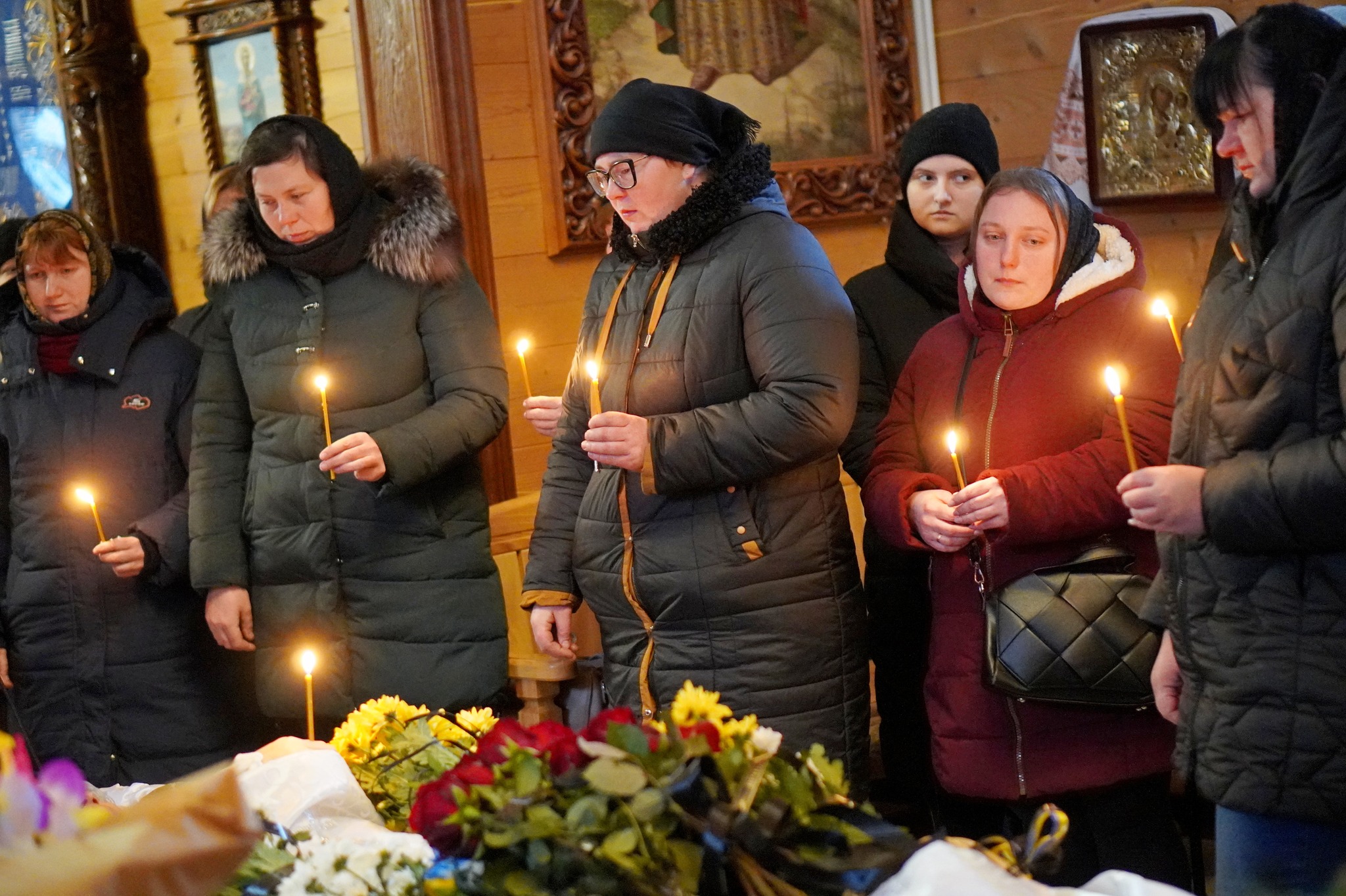 Назавжди молоді: на Волині провели в останню путь Героїв Валерія Сілаєва та Олександра Семенюка