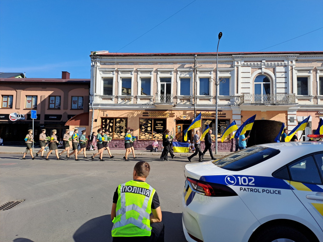 У страшному бою полягли усі побратими, які були разом з ним: на Волині попрощалися із 25-річним Героєм Денисом Андросюком