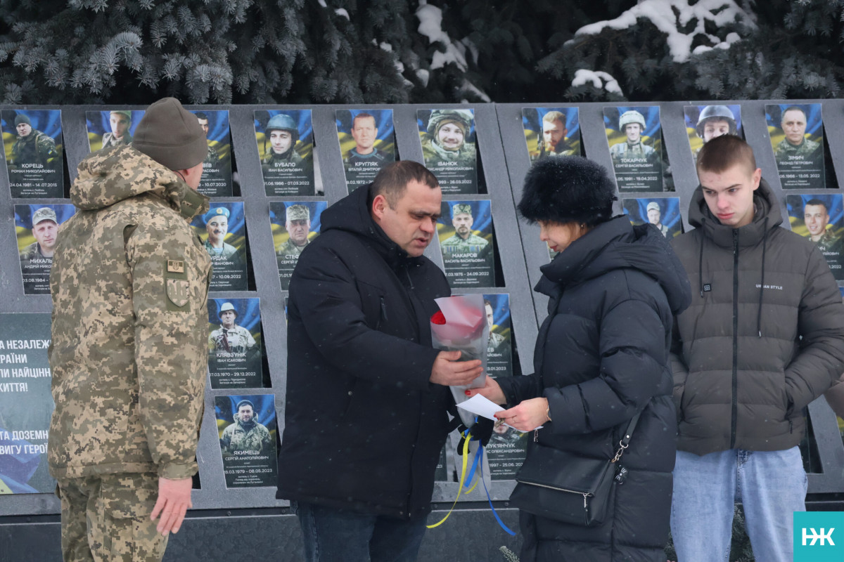 На Волині рідним полеглих воїнів вручили їхні відзнаки