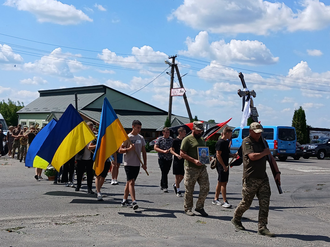 Героя повернули під час обміну тілами загиблих: на Волині в останню дорогу провели Івана Заблоцького