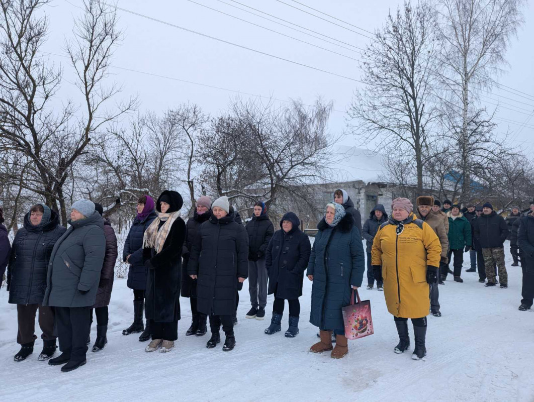 Сільський майстер на всі руки: волиняни попрощалися з Героєм Володимиром Вавринюком