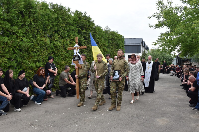 Біля Луцька попрощалися з правоохоронцем Віктором Масюком