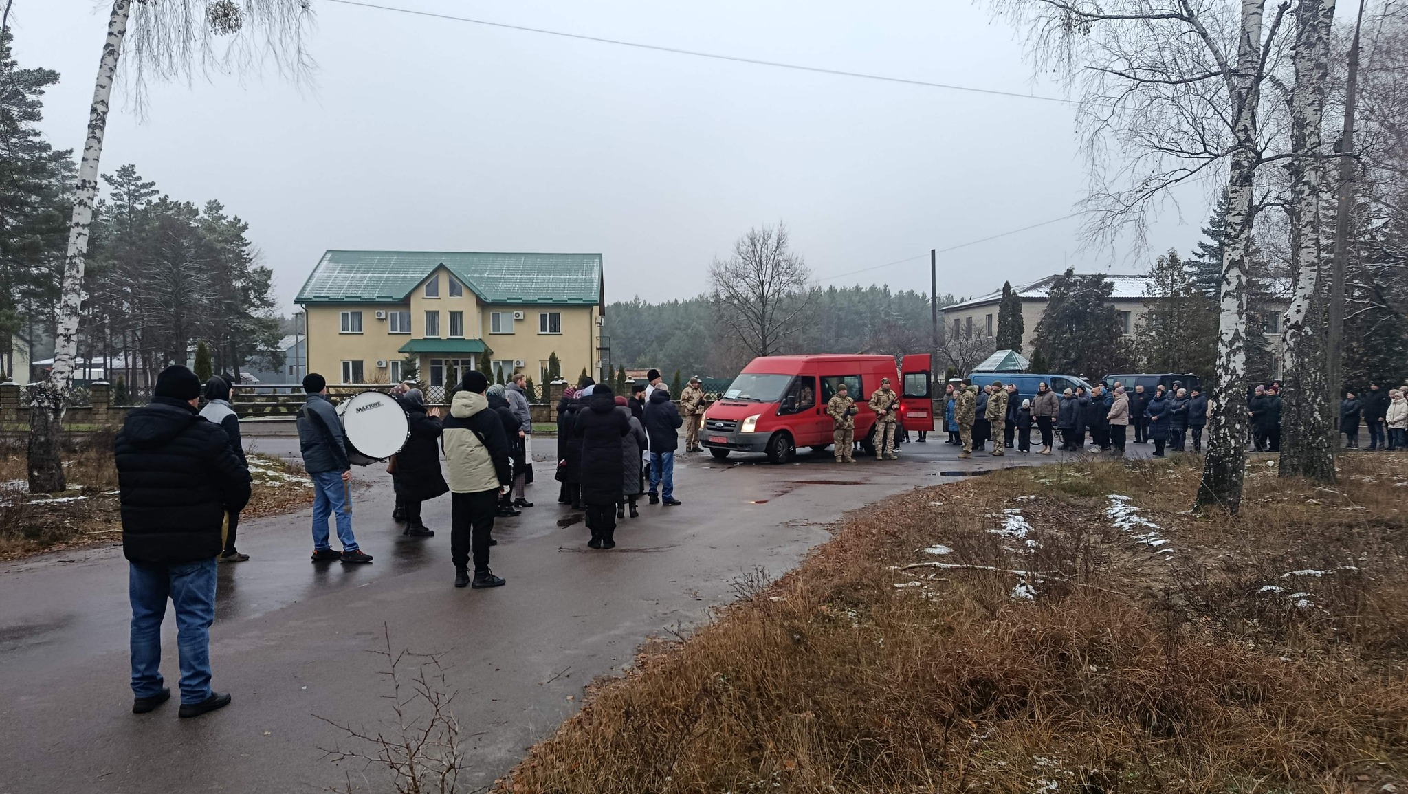 Трагічно загинув у ДТП: на Волині попрощалися із 32-річним захисником Едуардом Радчуком