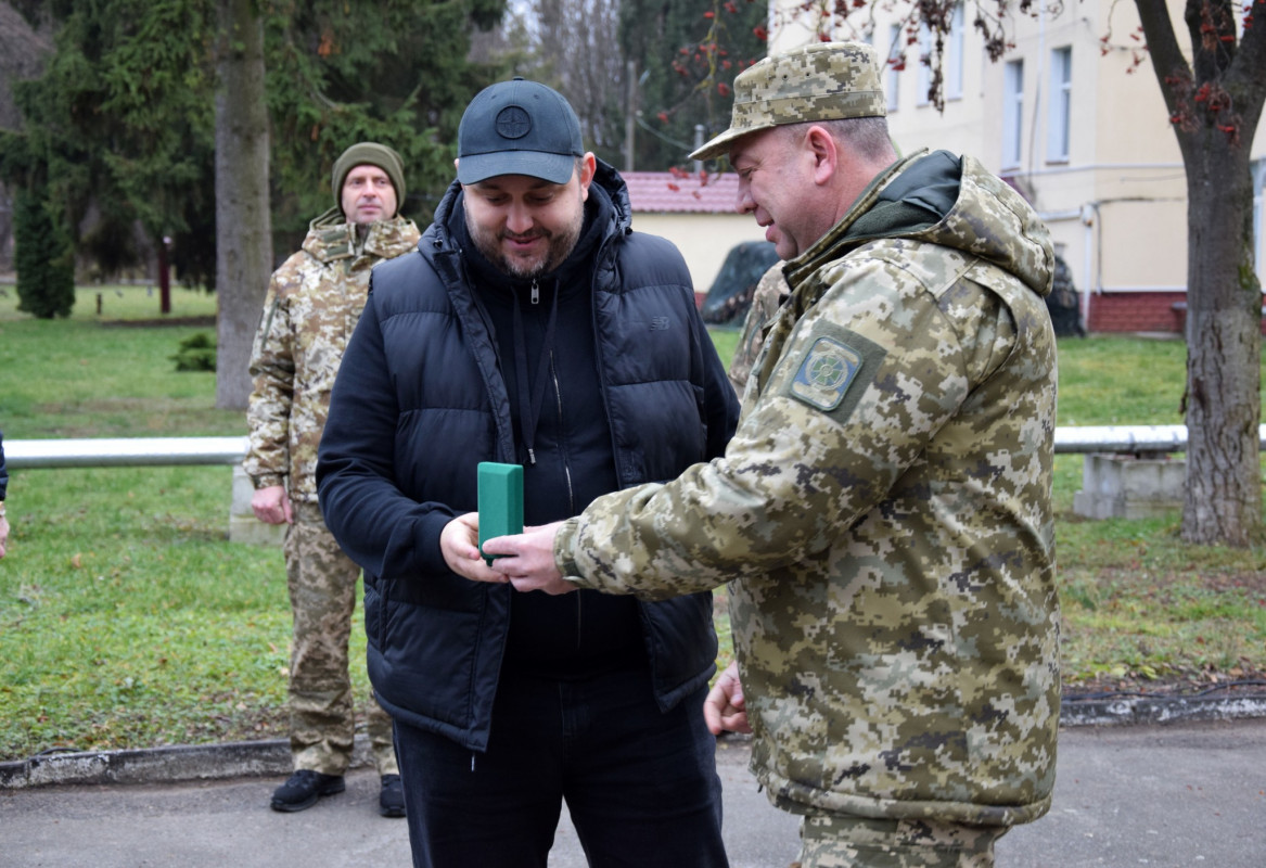 Як волонтери Волині допомагають прикордонникам на передовій