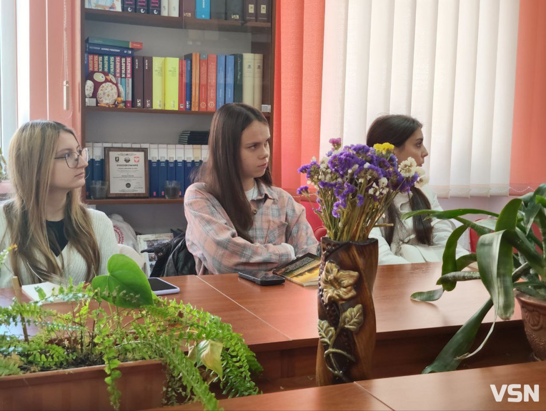 Польський ксьондз у Луцьку представив книжку про війну