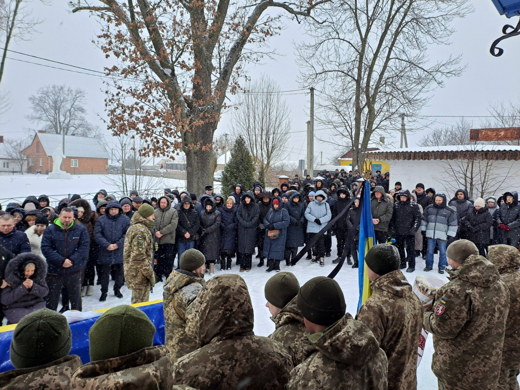 «Придбав шість авто і Starlink для фронту»: на Волині попрощалися із загиблим Героєм Олександром Нагалюком
