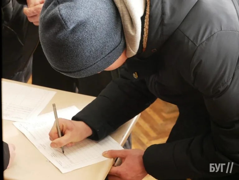 У селі на Волині УПЦ МП зірвали перехід храму до ПЦУ. Відео