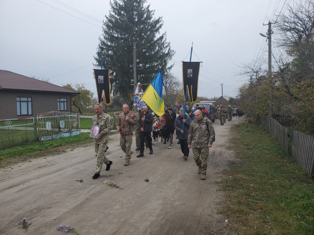 У громаді на Волині попрощалися з Героєм Олександром Захарчуком