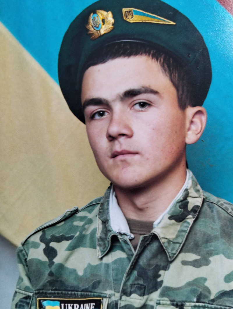 Не встиг створити сім’ю і потішити батьків онуками: на Волині поховали молодого Героя Андрія Денисюка