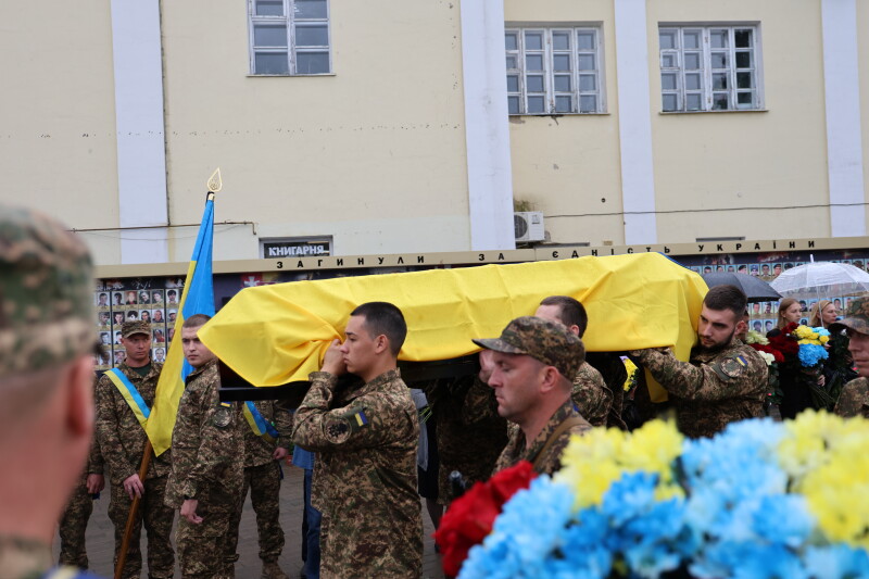 Тренер із тхеквондо на війні став командиром відділення інструкторів: у Луцьку попрощалися із Героєм Тарасом Пархомуком