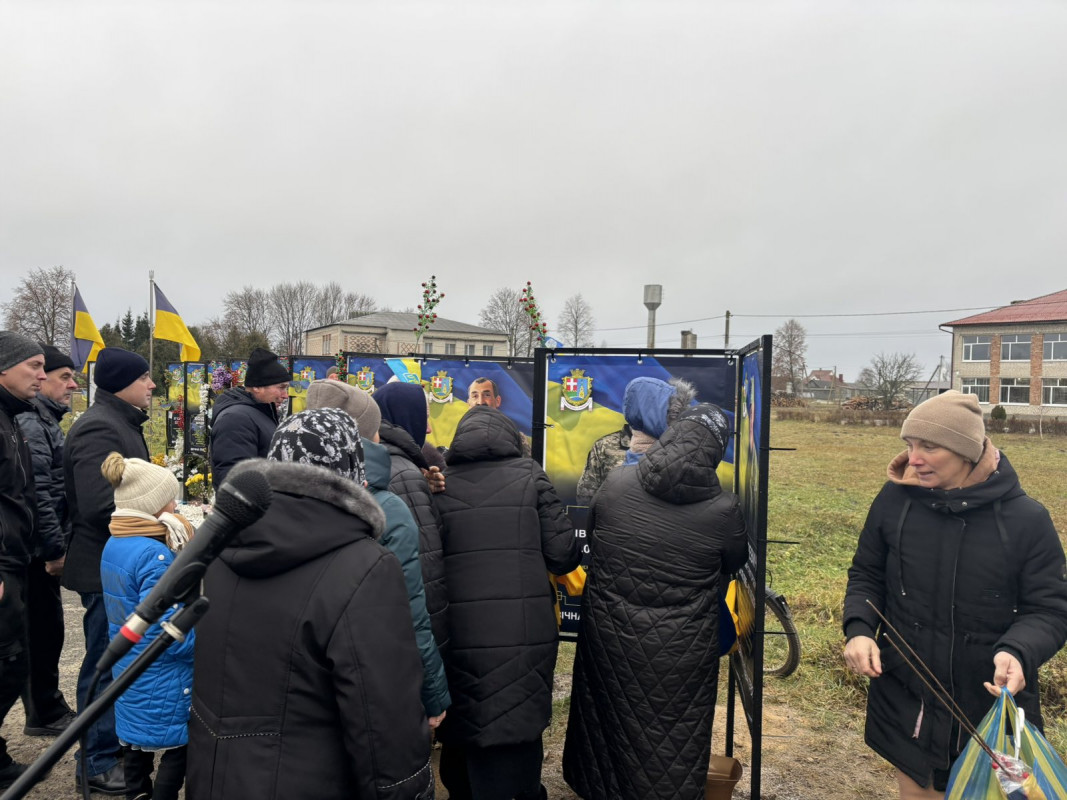 У громаді на Волині відкрили банери на честь загиблих Героїв-земляків