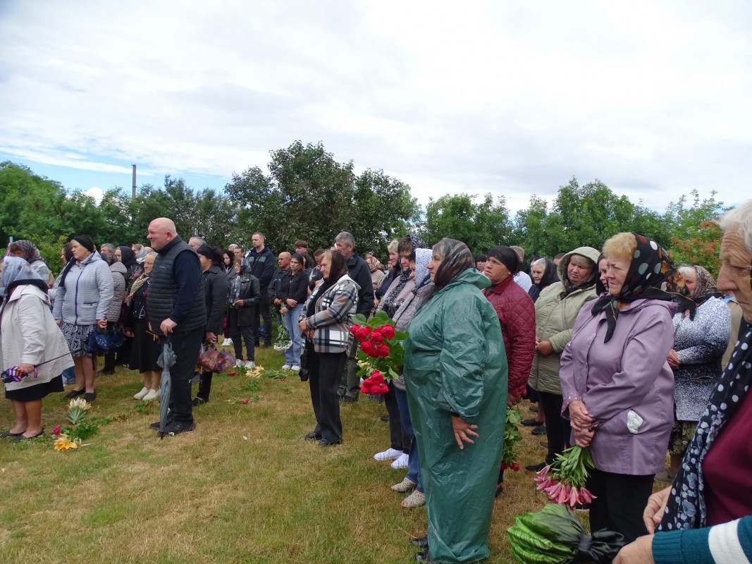 Через майже два роки після загибелі на Волині поховали Героя Валерія Кікавського