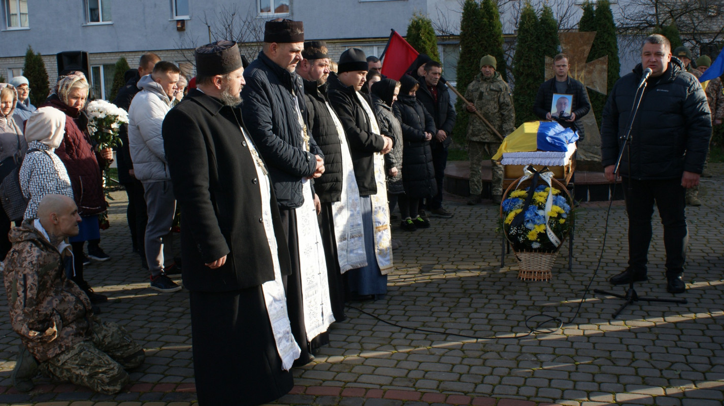 Через три місяці після мобілізації загинув: волиняни попрощалися з Вячеславом Бовконюком