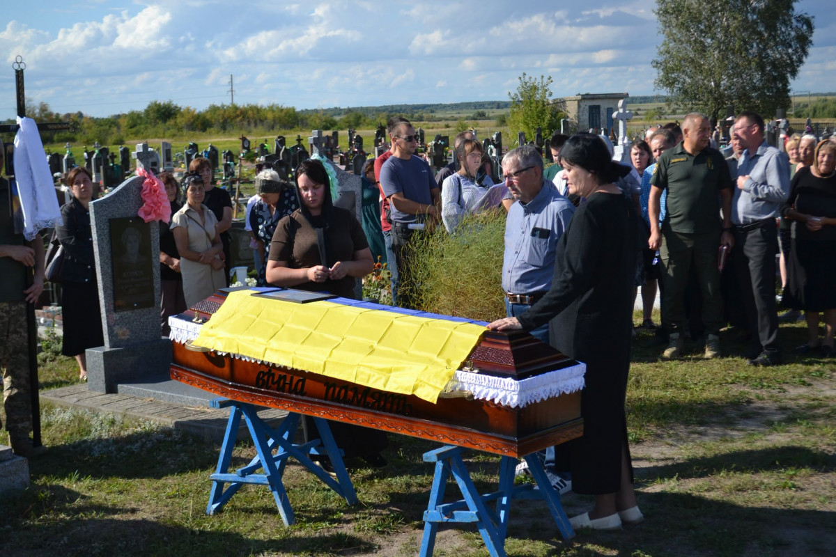 Понад рік вважався зниклим безвісти: на Волині поховали Героя Сергія Павловського