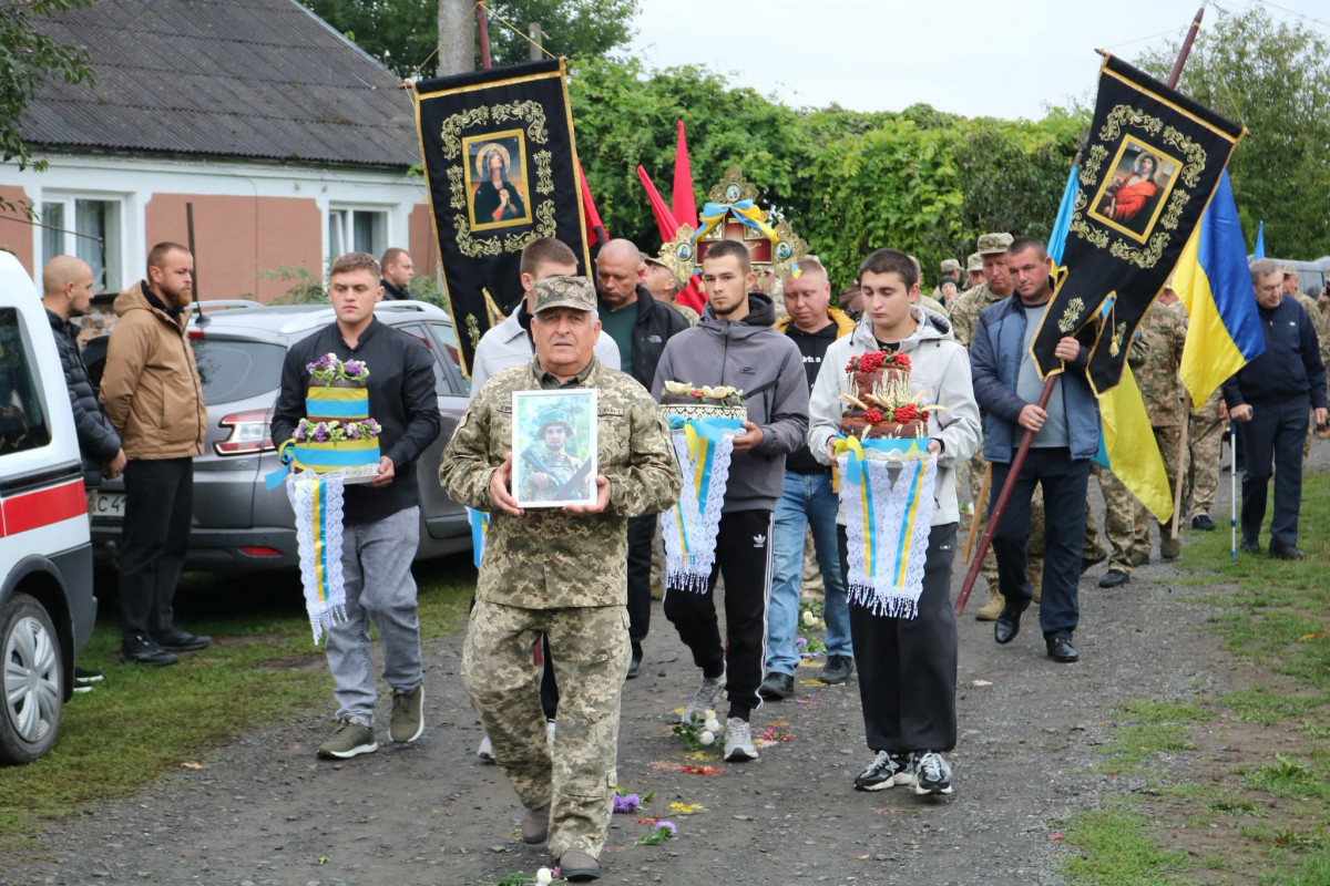 Йому було лише 19: на Волині попрощалися з юним Захисником Арсеном Хачатряном
