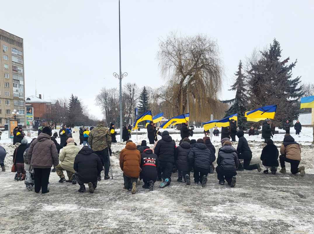 Воювали пліч-о-пліч і понад 2 роки вважалися зниклими безвісти: на Волині поховали двох Героїв - Миколу Сича та Андрія Вдовиченка