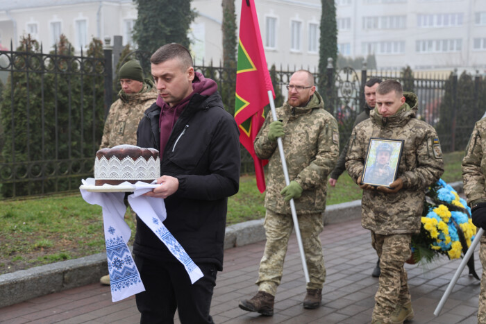 У Луцьку провели в останню путь 36-річного Героя Михайлом Миколайовичем Чернюком