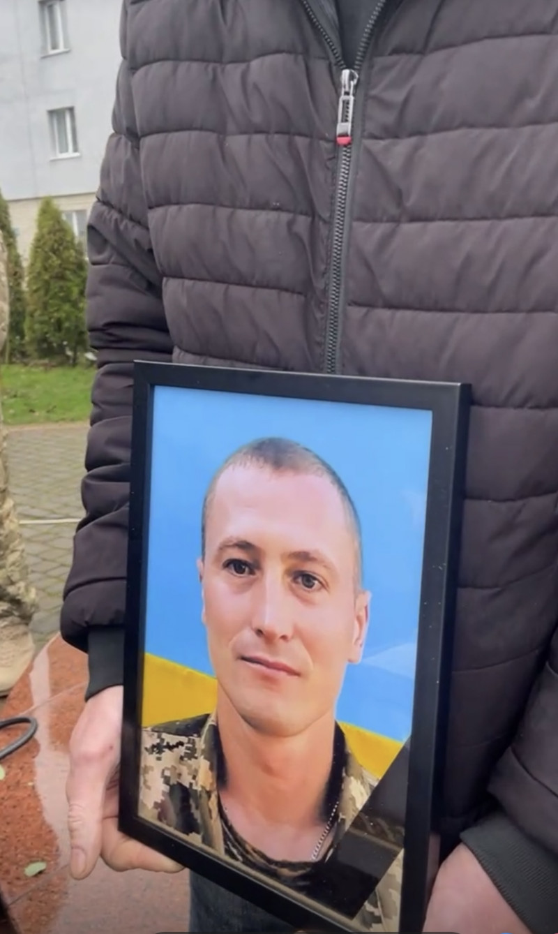 На Волинь «на щиті» повернувся Герой Микола Загоровець, який загинув понад рік тому