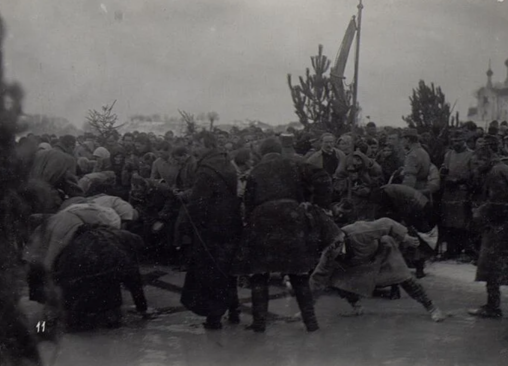 Як святкували Водохреще понад століття тому: унікальні ретрофото 1916–1917 років