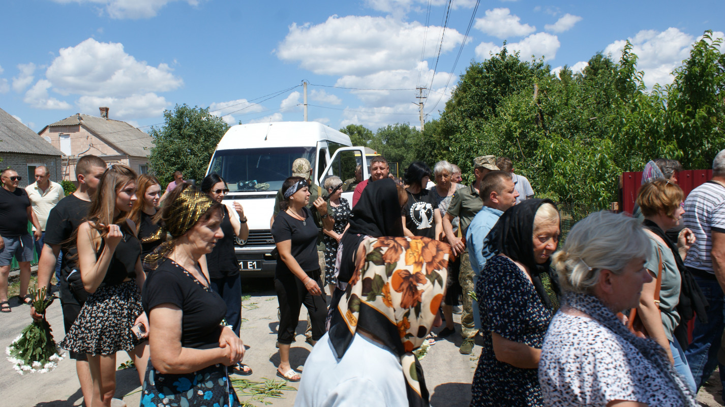 «За його голову окупанти обіцяли винагороду»: на Волині попрощалися з легендарним розвідником Віктором Зенцом