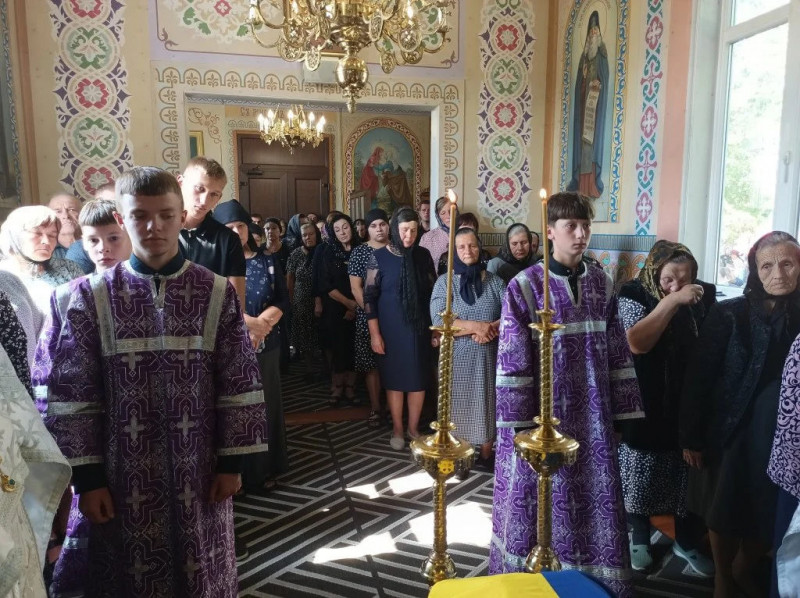 Понад рік вважався зниклим безвісти: на Волині поховали 26-річного Героя Івана Шворака