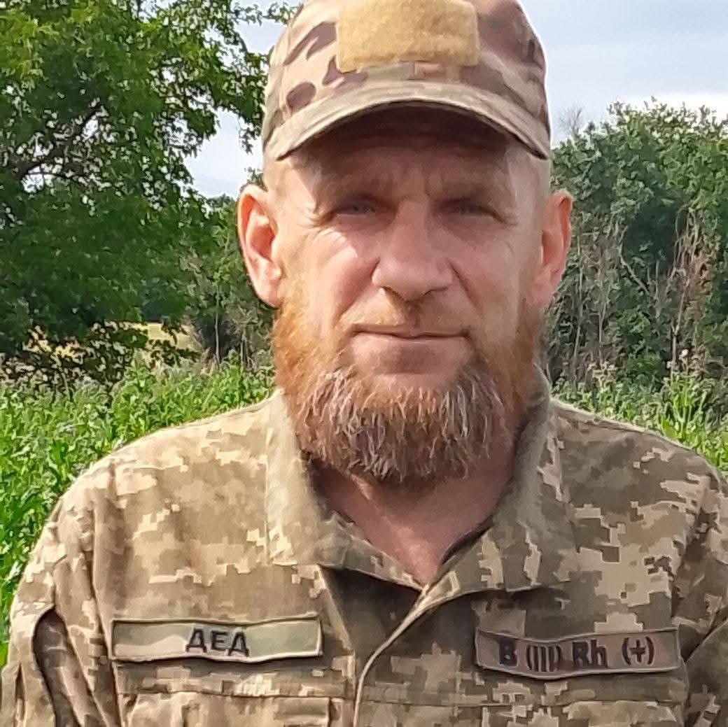 Брат - теж на фронті: на Волині в останню путь провели мужнього воїна Сергія Верезія