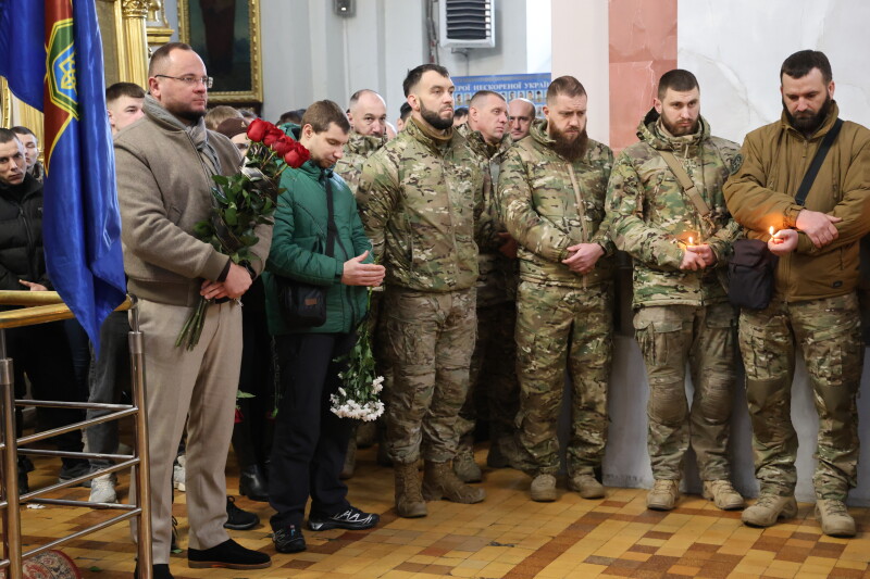 Навіки 29: у Луцьку попрощалися з військовослужбовцем Олексієм Бондаренком