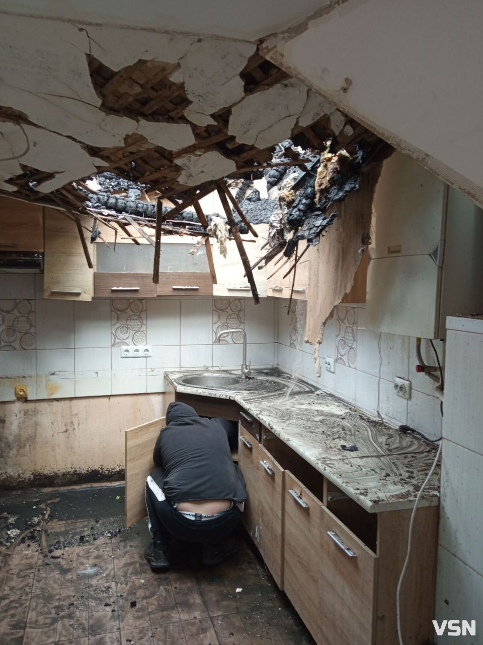 На Волині внаслідок пожежі постраждав комунальник: родина просить допомоги