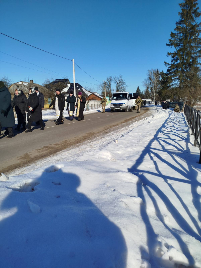 Служив на найважчих напрямках фронту: на Волині поховали Героя Юрія Савлюка