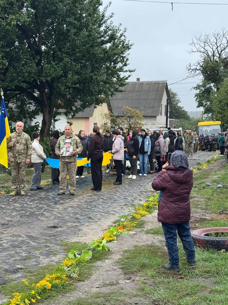 Навіки 25: поховали Героя з Волині Юрія Коломію, який понад 2 роки вважався зниклим безвісти