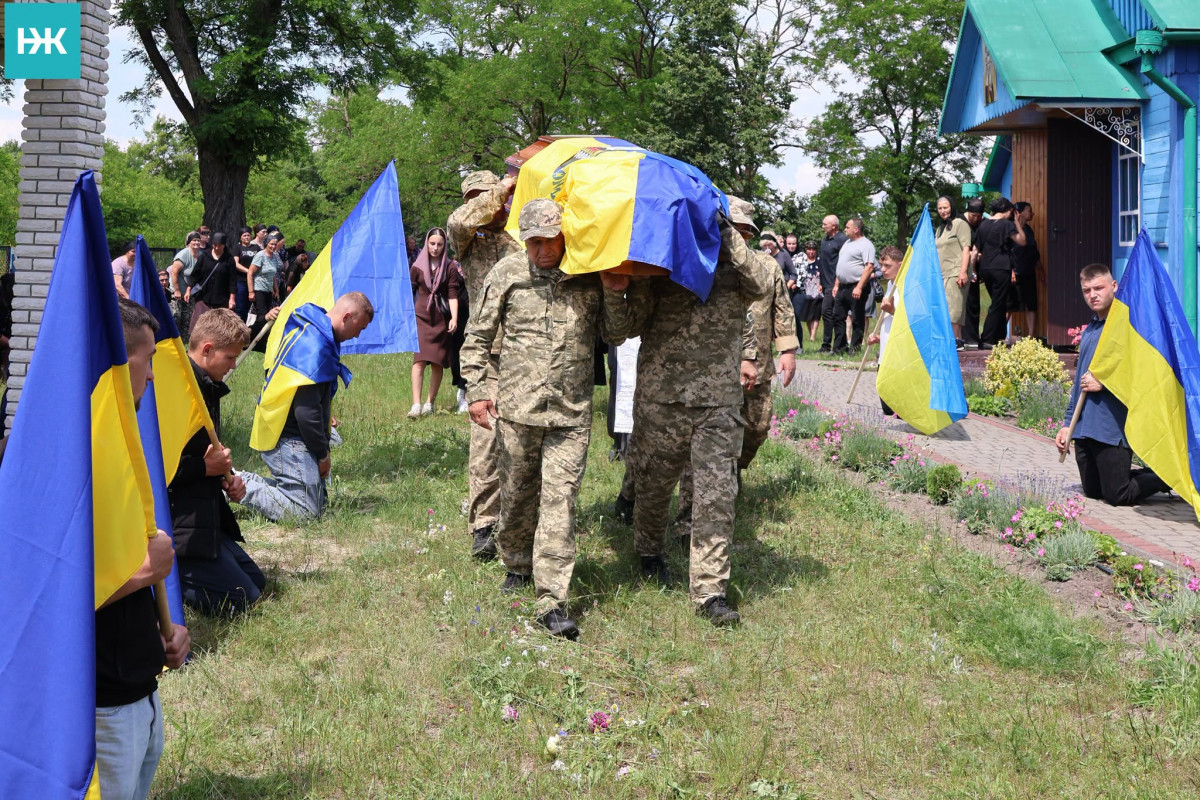 Загинув понад рік тому: на Волині поховали Героя Василя Душенка