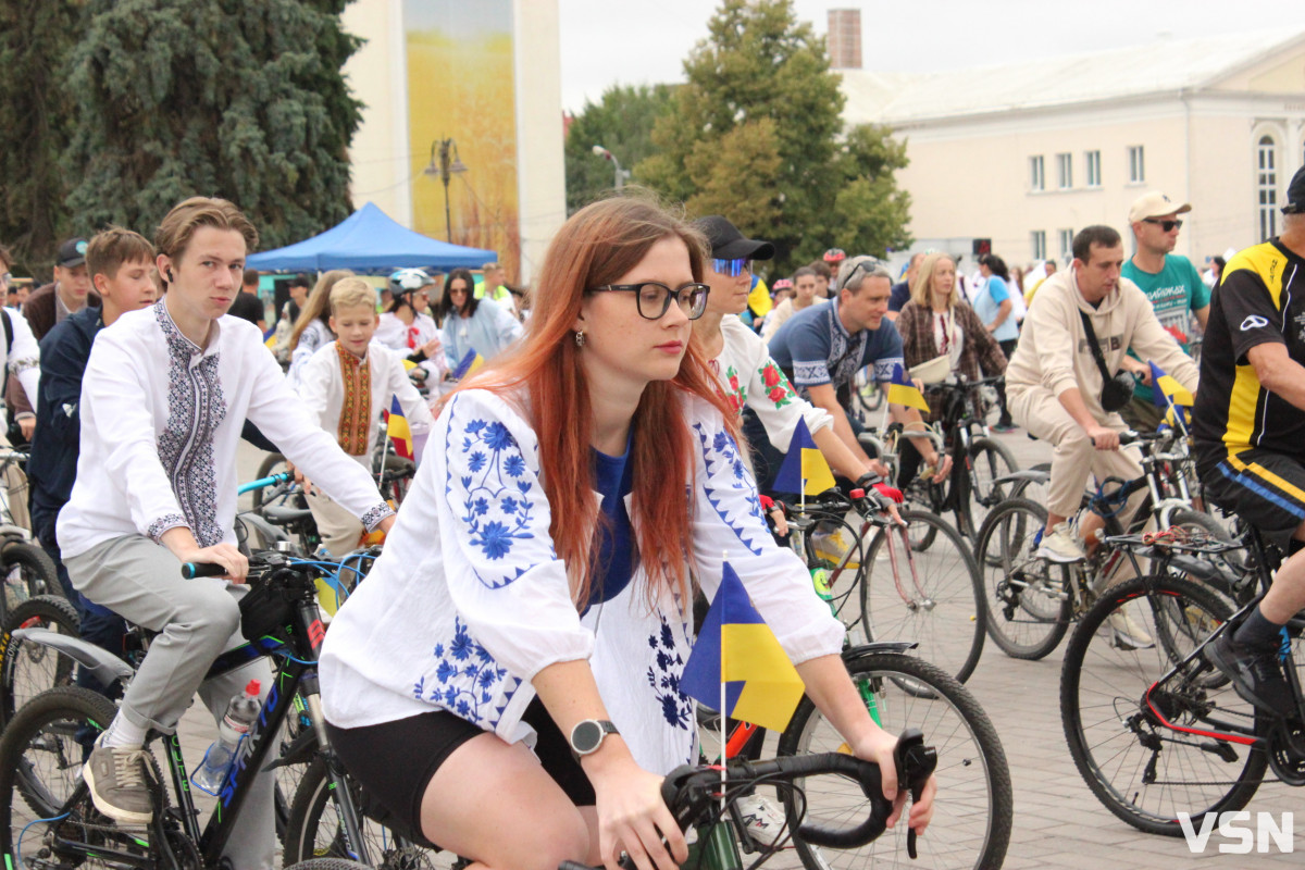 День міста у Луцьку: «Велопробіг у вишиванках». Фоторепортаж