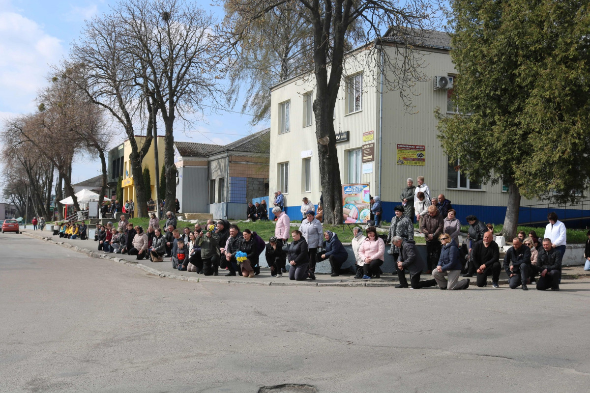 Життя присвятив порятунку інших: на Волині провели в останню дорогу воїна Олександра Батуру