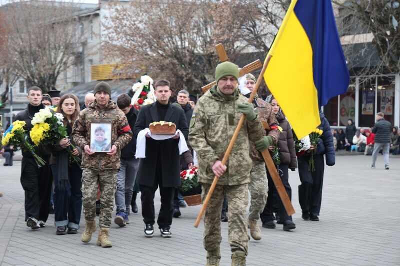 Назавжди 22: у Луцьку попрощалися із Героєм Михайлом Трофимуком