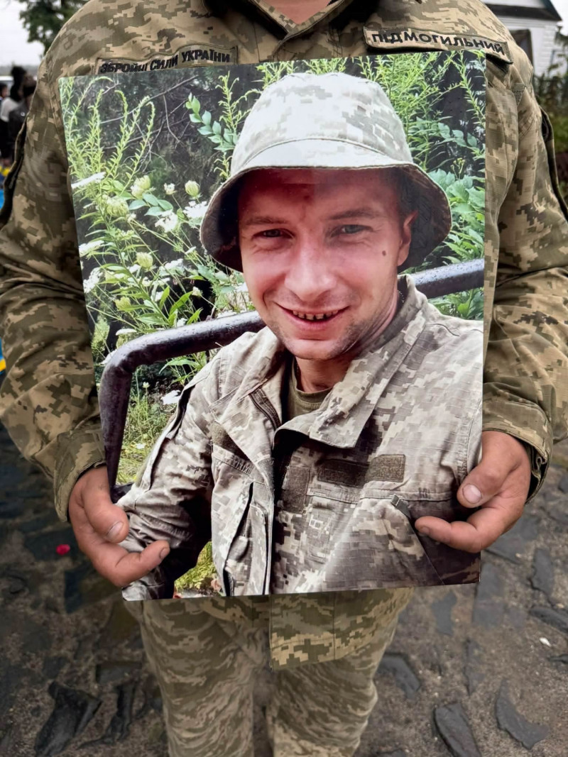 Навіки 25: поховали Героя з Волині Юрія Коломію, який понад 2 роки вважався зниклим безвісти